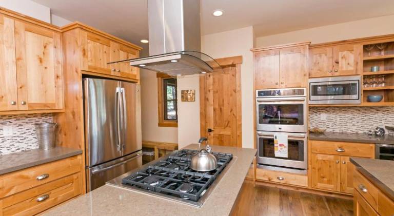 Ample house with pool & jacuzzi | Pets are welcome — photo 4