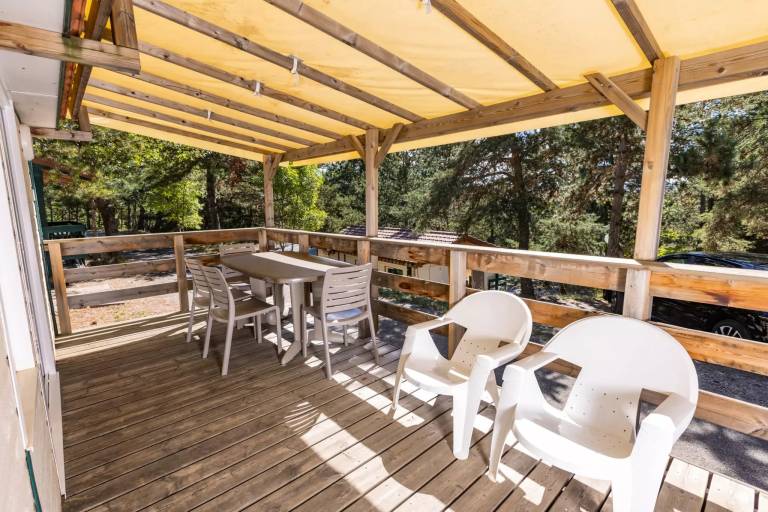 Chalet Gap