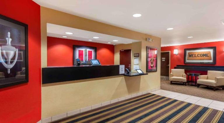 MainStay Suites Rochester South Mayo Clinic — photo 2