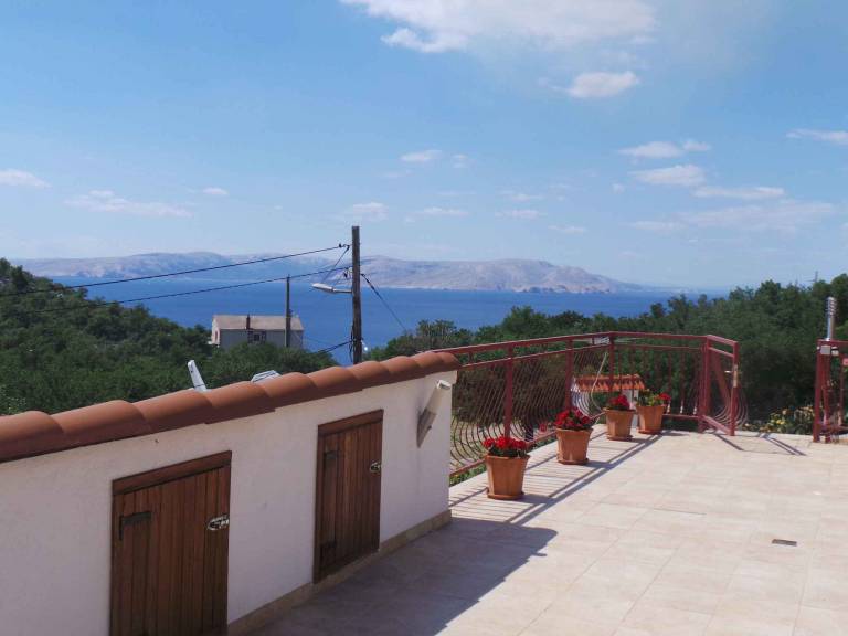 Holiday apartment with sea view — photo 2