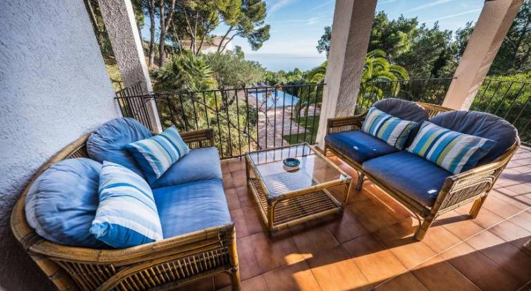 Villa with pool | Pets are welcome — photo 3