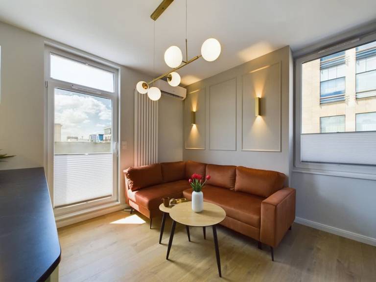 Apartment | Next to Palace of Culture and Science in Warsaw