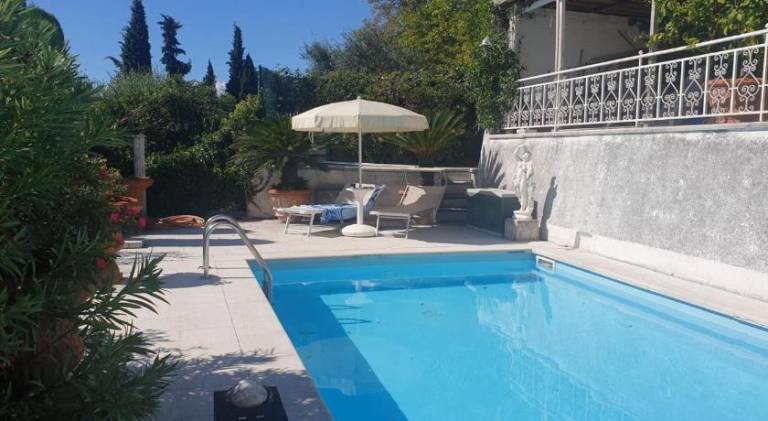 Apartment with pool in Affi