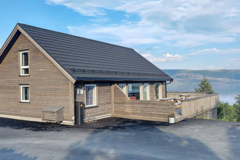 Ferienhaus Leka