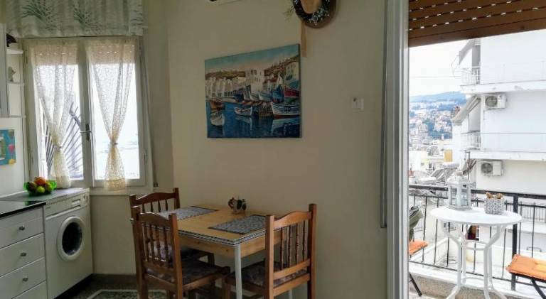 Apartment with terrace — photo 2