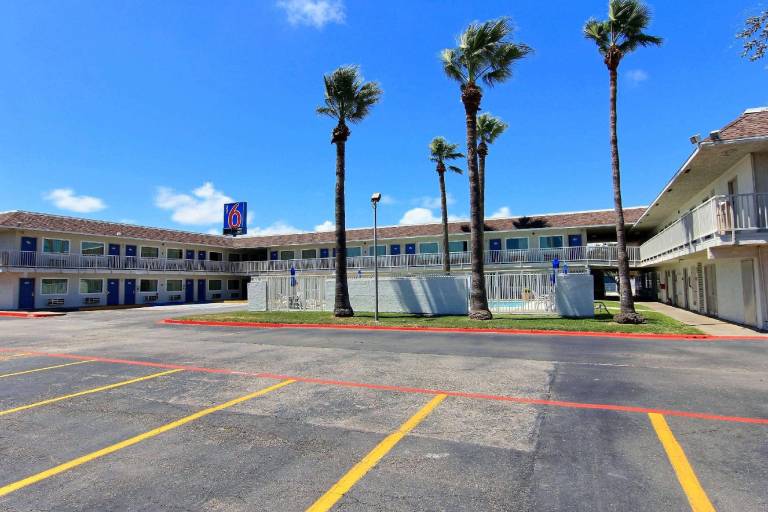 Motel 6 Corpus Christi, TX - East - North Padre Island — photo 2