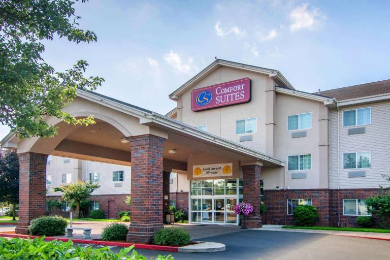 Comfort Suites Linn County Fairground and Expo in Albany, OR