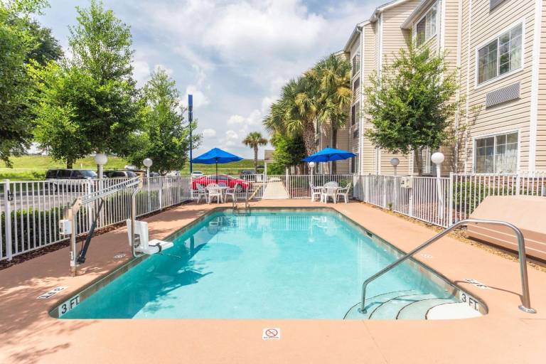 Microtel Inn & Suites by Wyndham Ocala — photo 2
