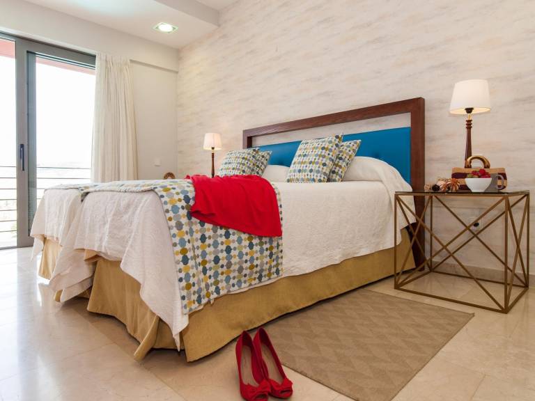 Fully equipped pleasant house with terrace, private pool & garden | Mountain view | Pets are welcome — photo 3