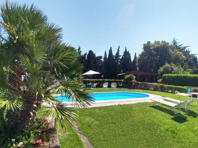Fully equipped house with garden, private pool & BBQ | Nature view | Pet-friendly — photo 2