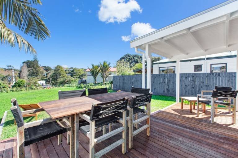 Cottage  Oneroa