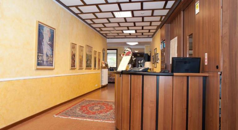 Bes Hotel Papa San Pellegrino Terme — photo 5
