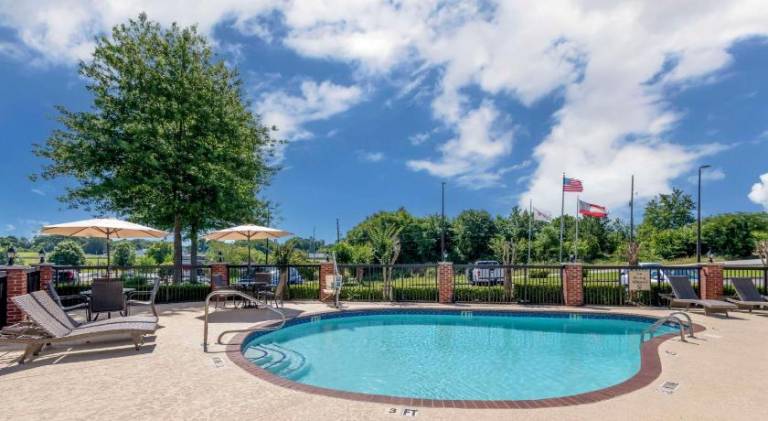 Best Western Plus Lake Lanier Gainesville Hotel & Suites — photo 3