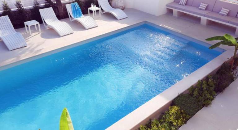 Rental apartment with pool | Next to the beach | Pets allowed in Supetar