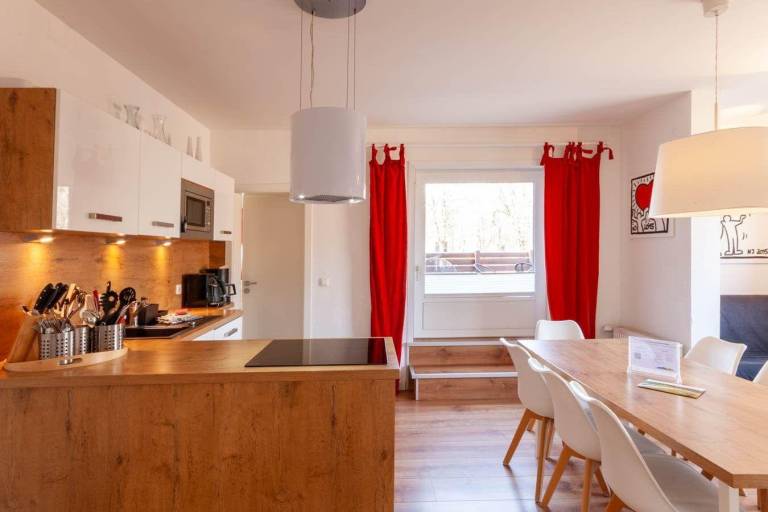 Holiday apartment with yard, sauna & barbecue — photo 5