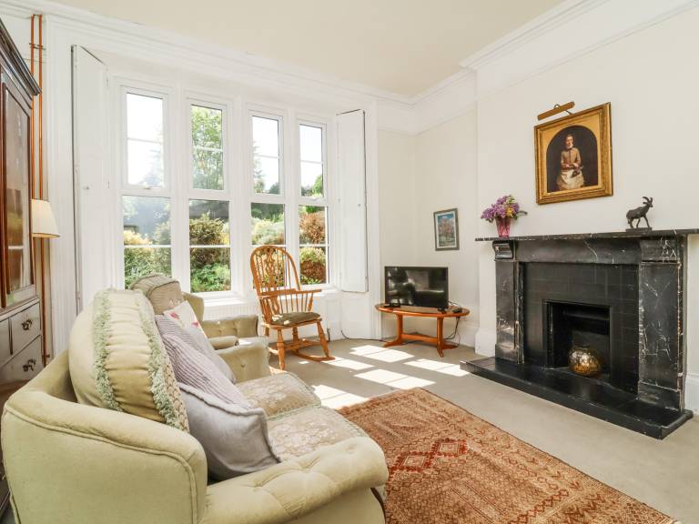 Child-friendly lovely cottage with yard & terrace | Pets are welcome — photo 3