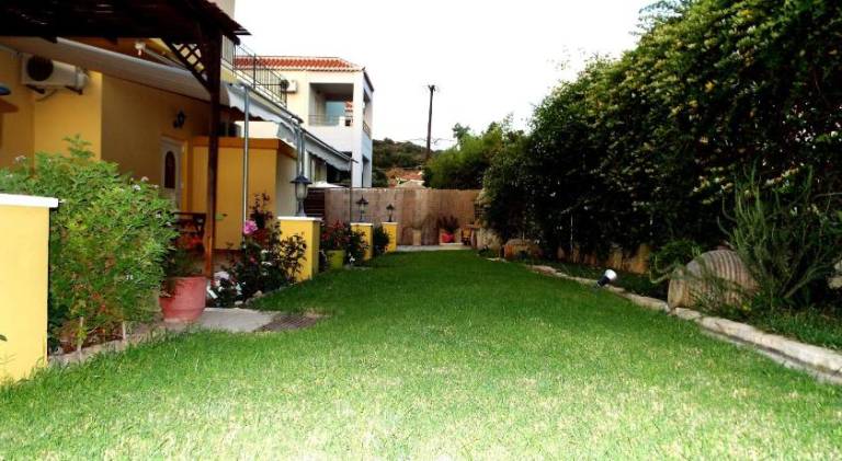 Wonderful apartment with garden, patio & barbecue | Beach nearby | Pet-friendly in Pylos-Nestoras