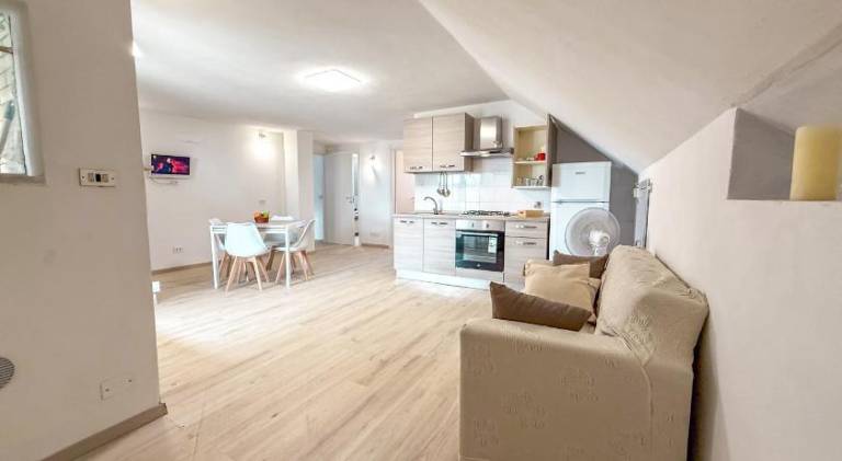 Rental apartment with 2 rooms for 6 persons — photo 2
