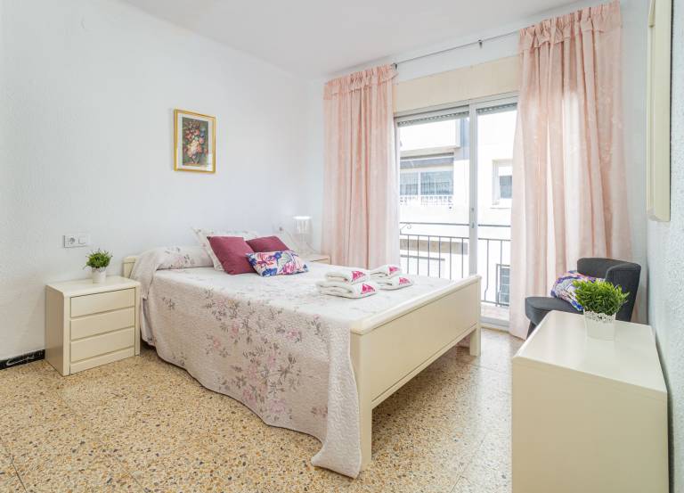 Charming holiday apartment with patio | Close to the beach | Pets are welcome — photo 4