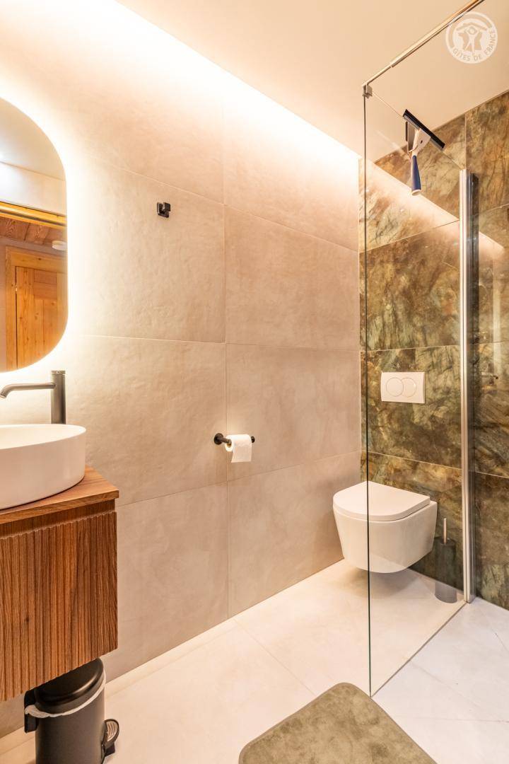 150 m² Gîte ∙ 5 Schlafzimmer ∙ 10 Gäste – Bild 11