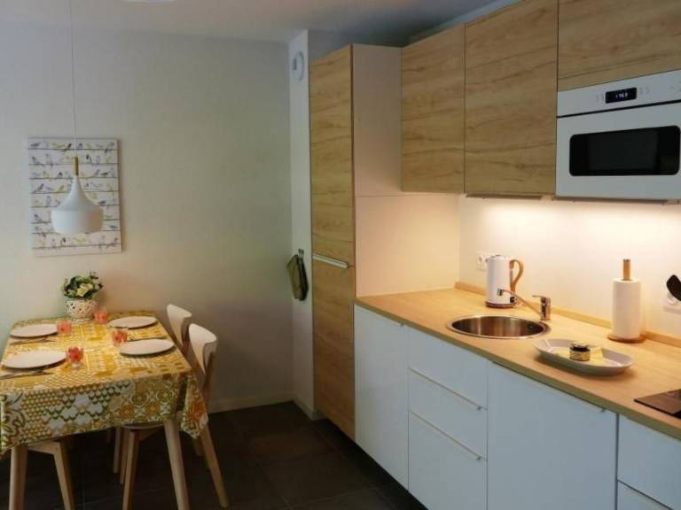 Apartment with patio & garden | Nature view — photo 4