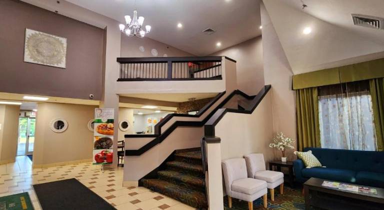 Quality Inn Brunswick Cleveland South — photo 2