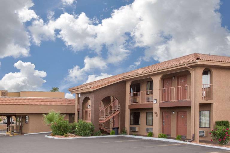 Howard Johnson Hotel & Suites by Wyndham St. George in Washington, UT