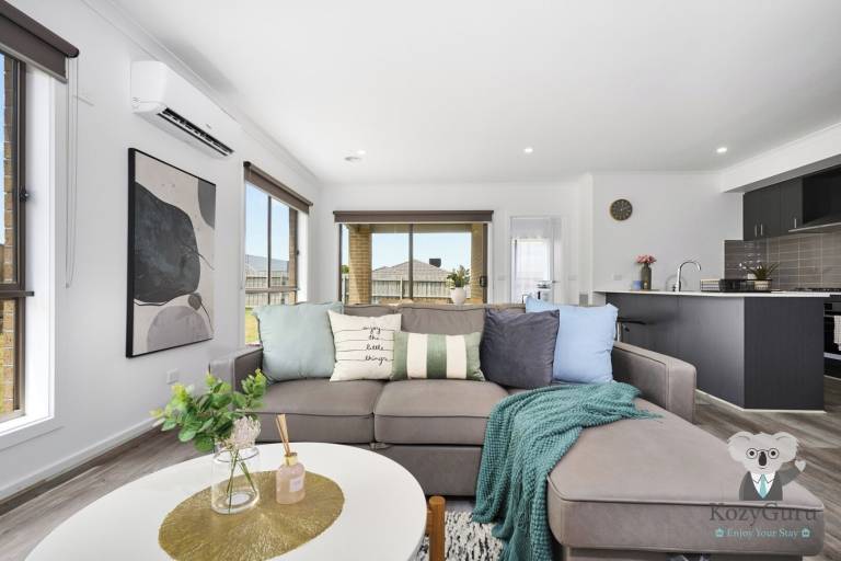 House Pakenham