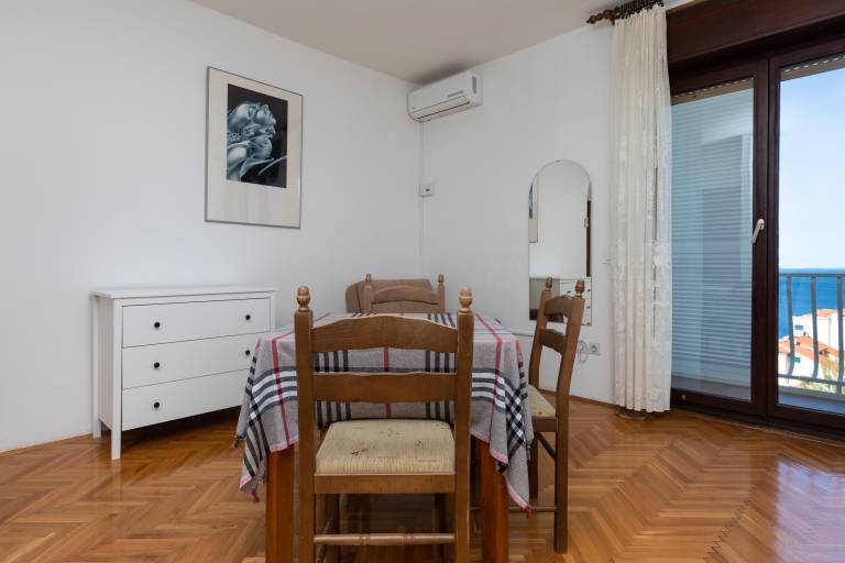 Studio flat with balcony and sea view Nemira (Omiš) (AS-2828-a) — photo 2