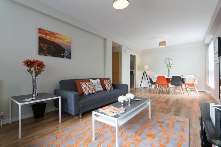 Condo Paisley