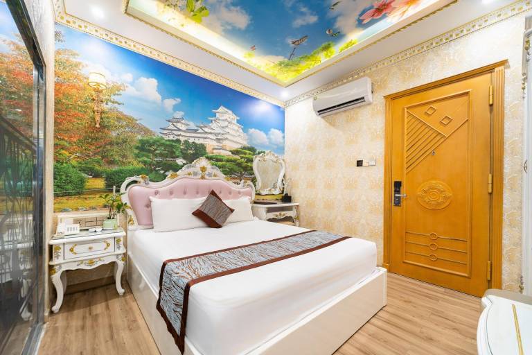 Comfort Stay Steps from Children’s Hospital 1