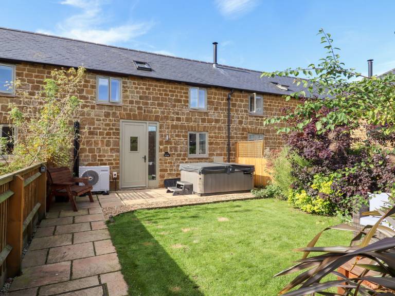 Cottage Chipping Norton