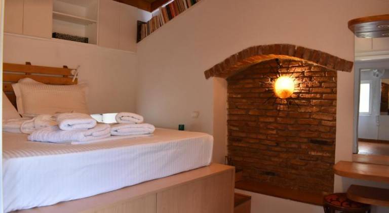 Villa with barbecue, garden & terrace — photo 2