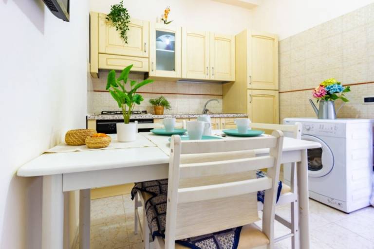 Apartment with 1 room for 4 persons — photo 4