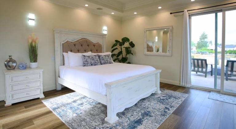 Big vacation home | Dogs allowed — photo 2