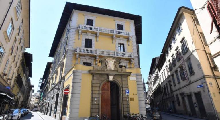 Cappelle Medicee Luxury Flat — photo 4