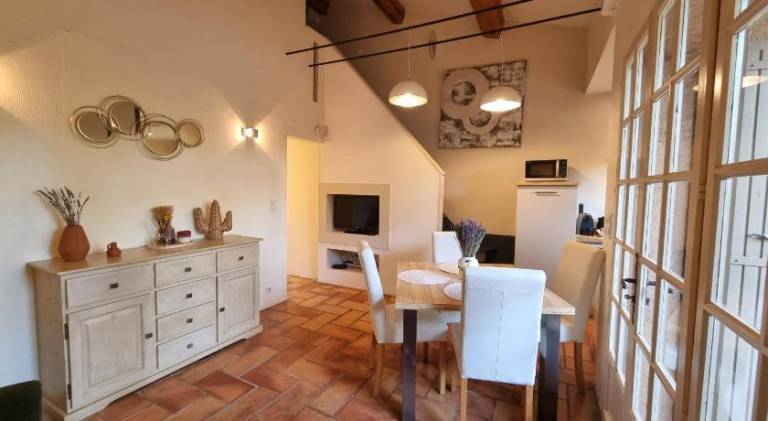 Les Garrigues de la Vallee des Baux — photo 2