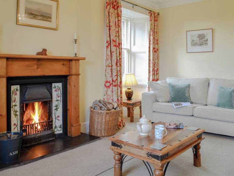 Cottage  Ruthven