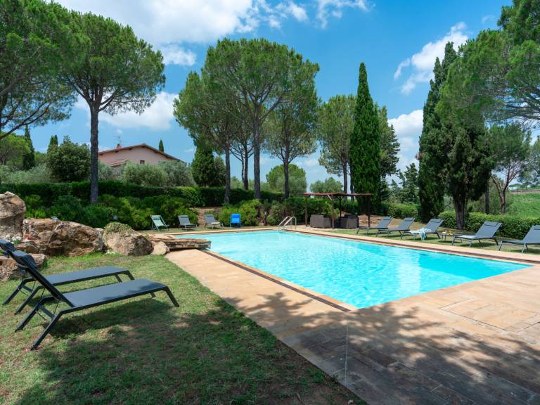 House with sauna, barbeque & yard | Nature view in Grosseto