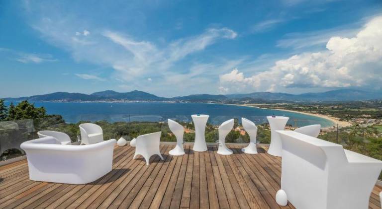 Pleasant villa with jacuzzi & pool | Pets allowed — photo 3