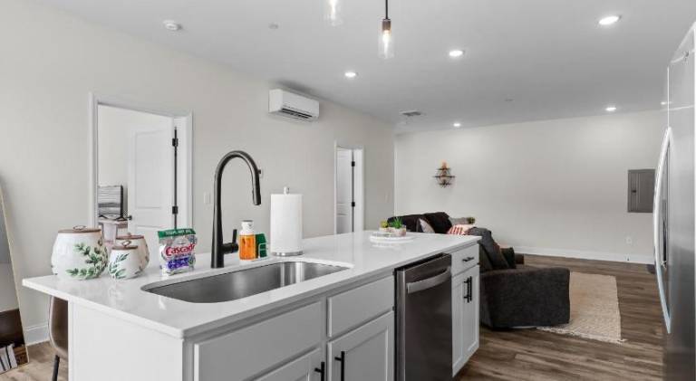 2BR Gem in Chattanooga Southside at the Poplin — photo 4
