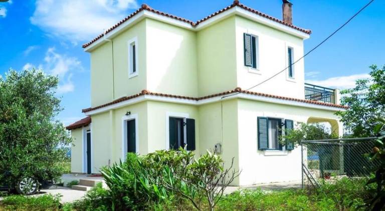 Villa with grill, garden & patio | Suitable for remote work | Pets allowed in Kefalonia