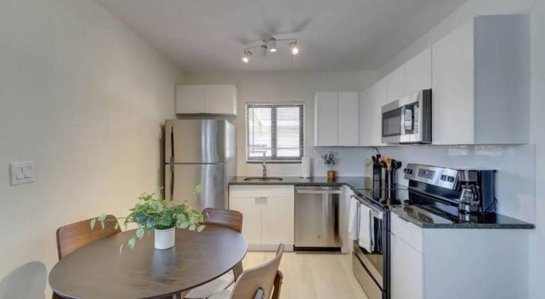 Beachy&Boho apt for 6 people with kitchen and pool — photo 2