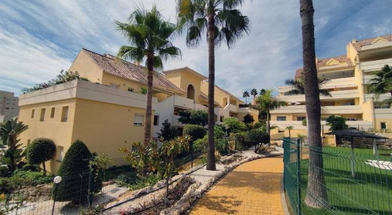 Fully equipped lovely holiday apartment with terrace, garden & pool | Beach nearby | Pets are welcome — photo 4