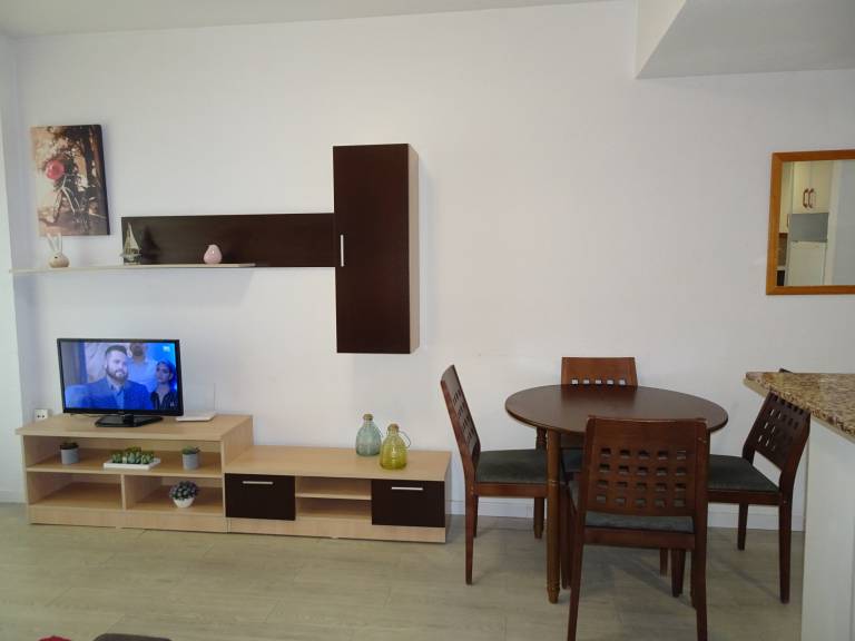 Apartment with patio, pool & garden — photo 4