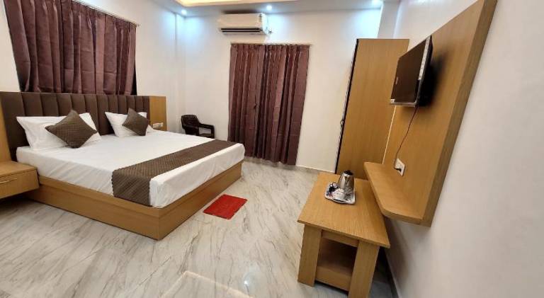 Skyline Hotel - Near Ram Mandir — photo 5
