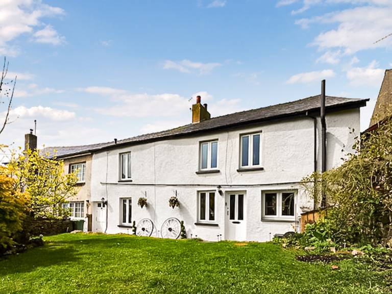 Oronsay Cottage in Ulverston
