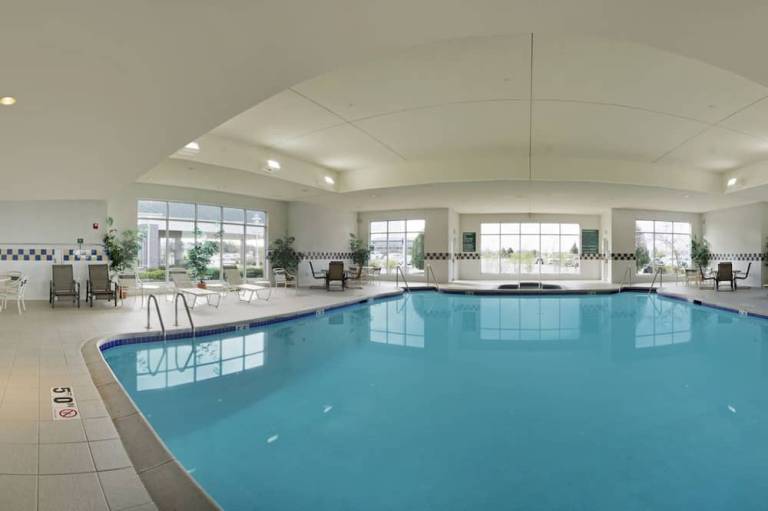 Hilton Garden Inn Milwaukee Northwest Conference Center