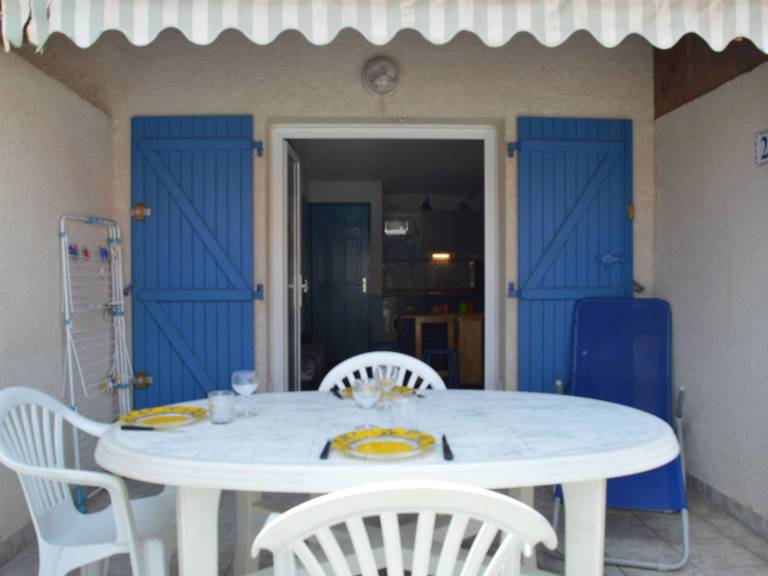 Vacation home with grill — photo 4