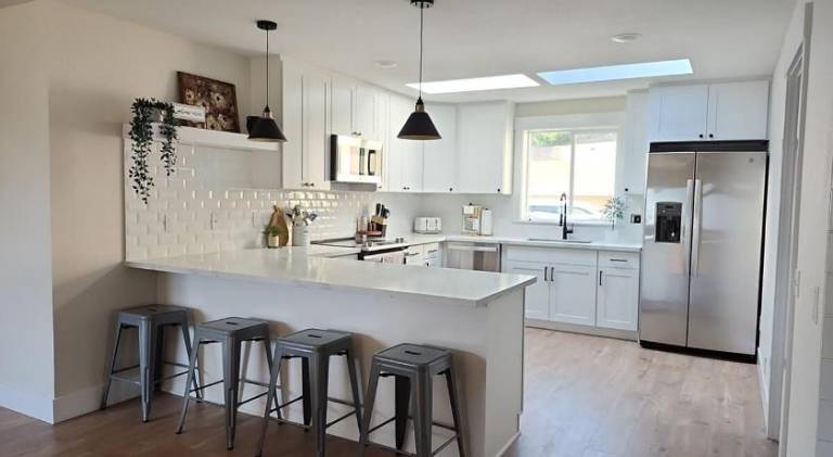 Charming vacation home | Pets allowed — photo 3
